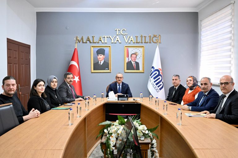 tmp-1400755995370983425-7D241R